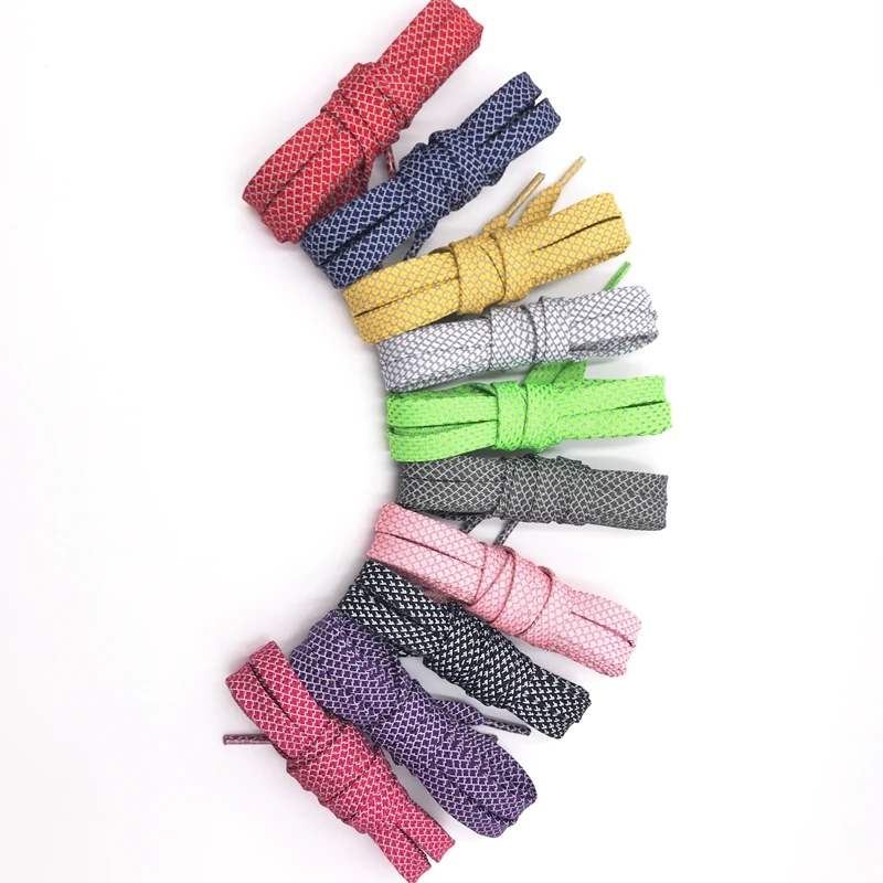 Free sample colored fashion style flat reflective shoelaces