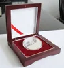 /product-detail/souvenir-silver-coin-with-wooden-box-899938145.html
