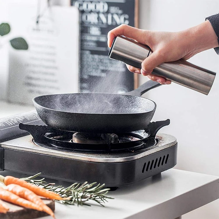 Amazon Top Seller 2019 Household Kitchen Gadget Spice Tools Stainless Steel Seasoning Bottle Soy Sauce Oil Water Spray Bottle.jpg