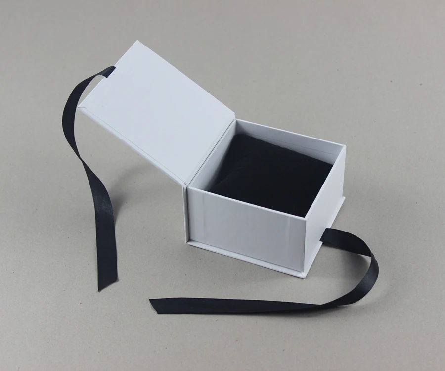 box (13).JPG