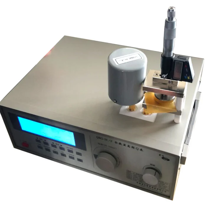 Dielectric constant and dielectric loss tester for metal oxide plate