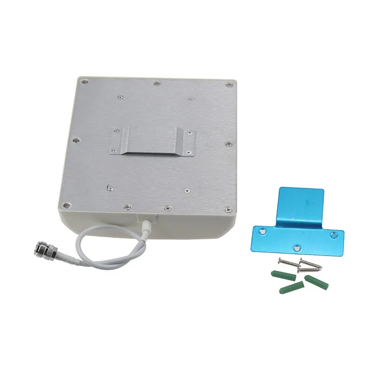 4g Panel Antennas.JPG