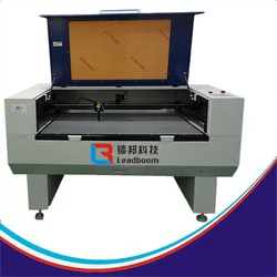 2017 best sale metal screen stripping machine