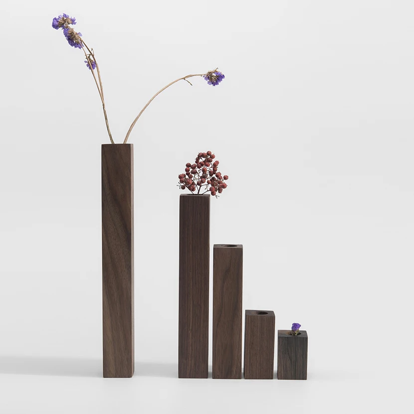 Vase12g.jpg