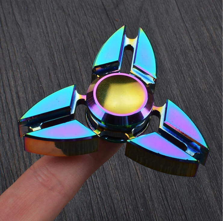 2017 new hot products with or without LED metal fidget spinner