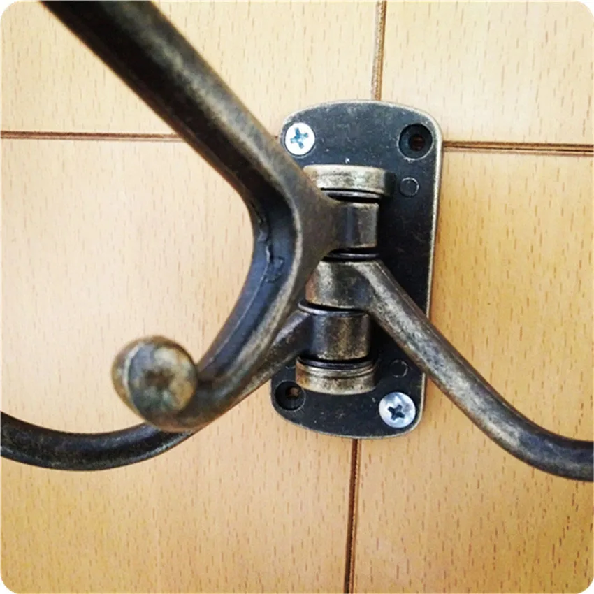 Gancho plegable montado en la pared de la bata de la capa de Gancho plegable montado en la pared de la bata de la capa de