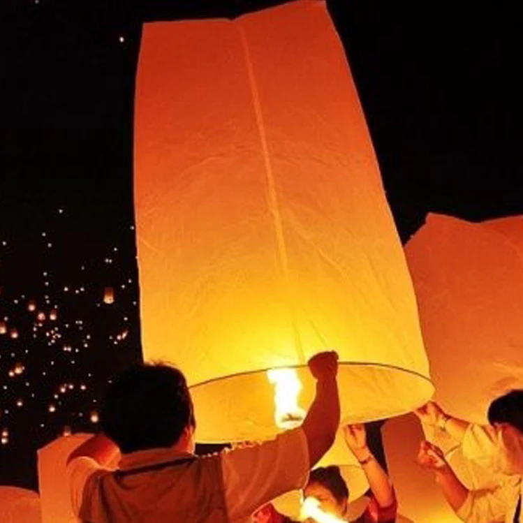 thai sky lanterns