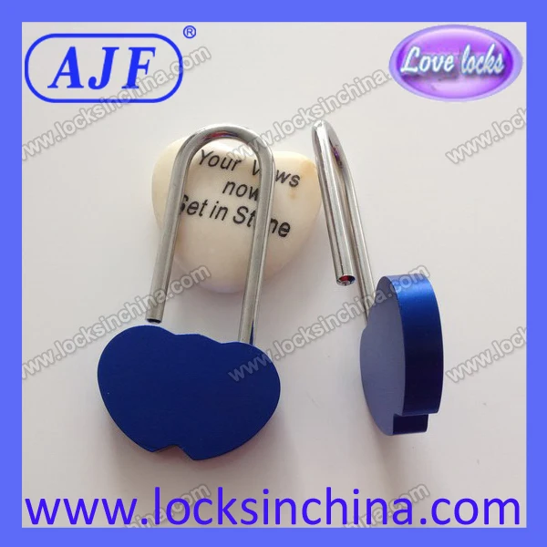 AJF new arrival only manufacturer long hook colored aluminium double heart hanging love wedding lock