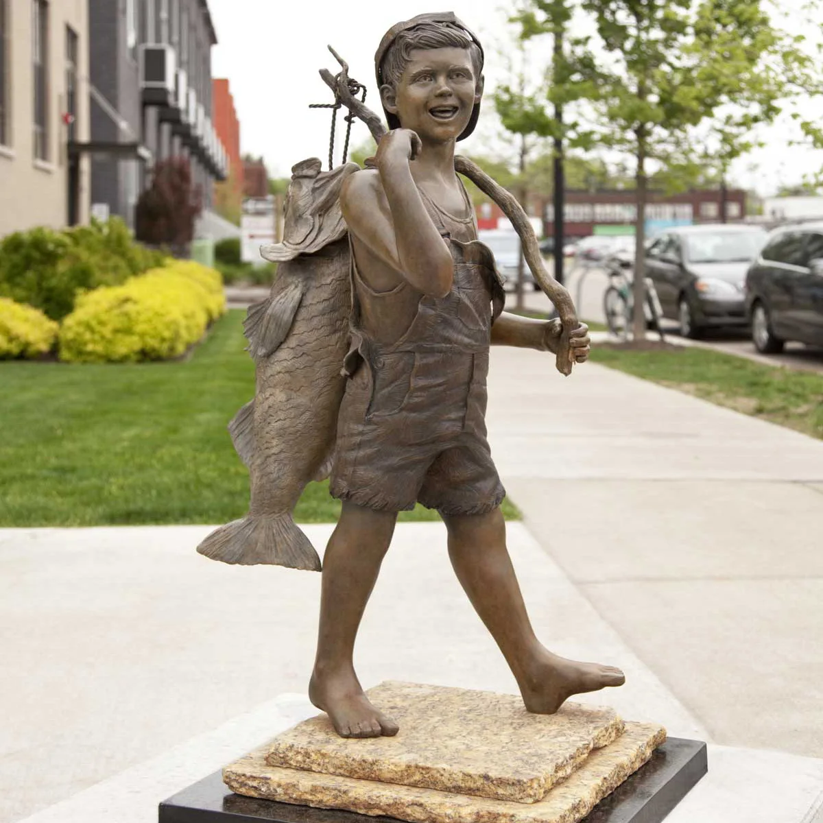 Handmade Bronze Fishing Figure Decor Sculpture Barefoot Boy Statue With