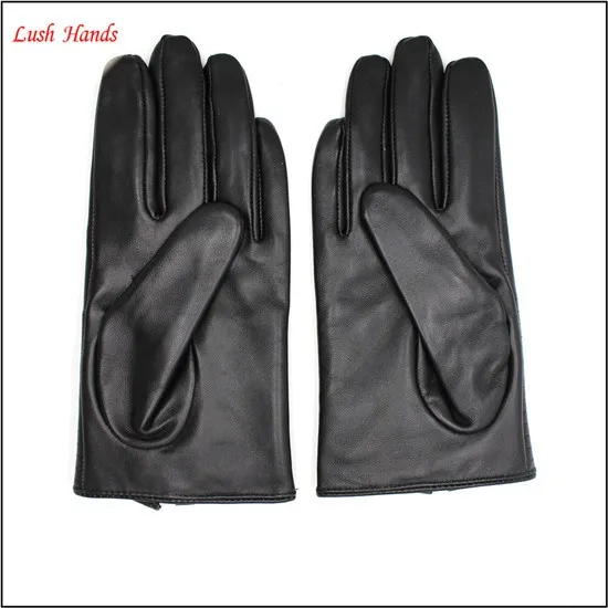 Beautiful women dresses leather gloves with zipper