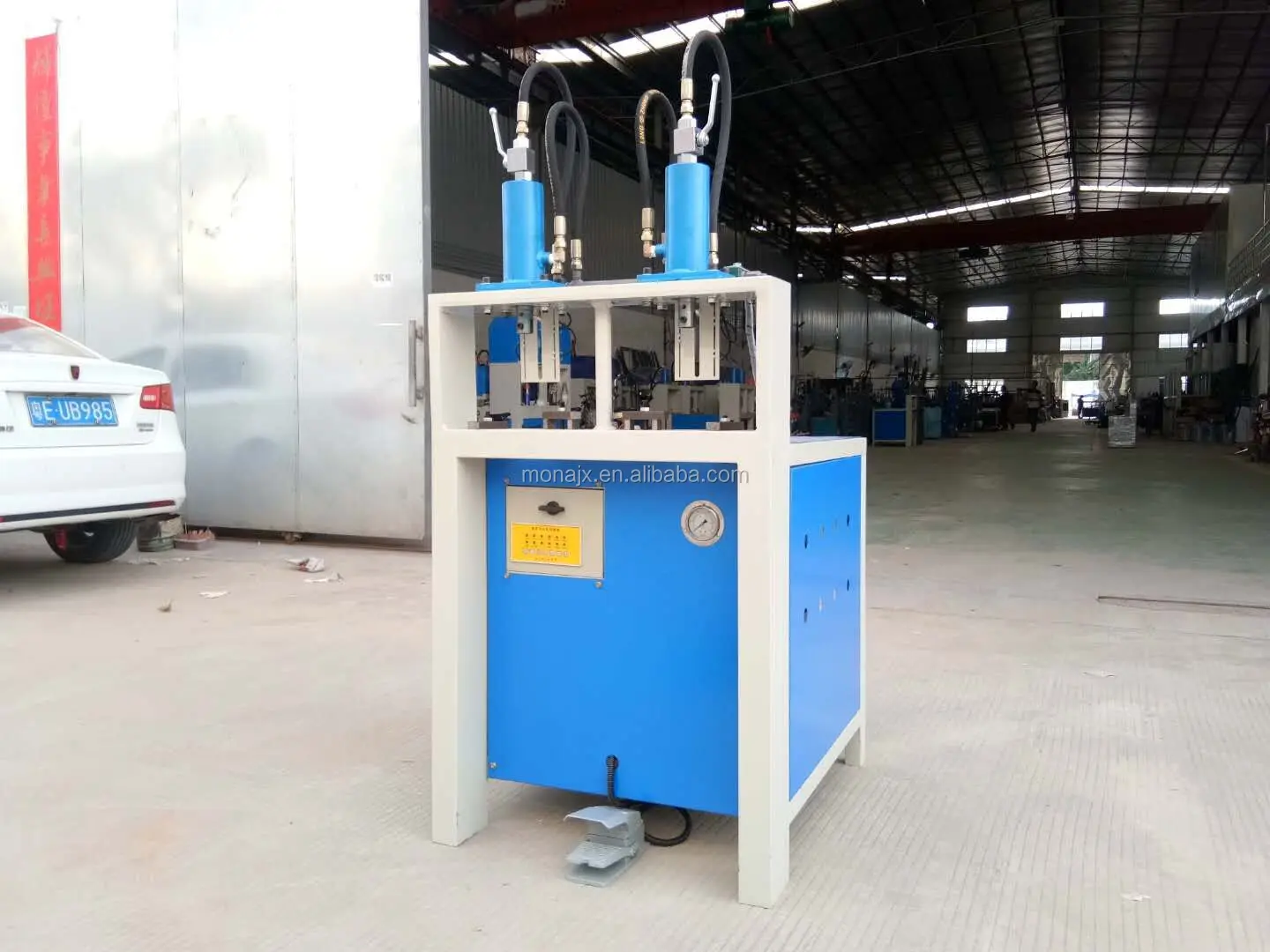 Tube Punch Steel Punching Machine Aluminum Profile Punching Machine