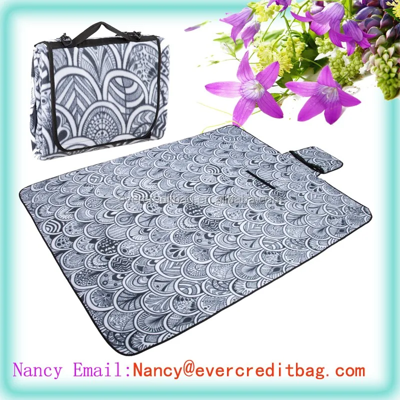 Picnic Outdoor Mats,Premium Floor Mat with Detachable Strap! Can Be a Camping Mat,Picnic/Beach Blanket For Travel, Hiking