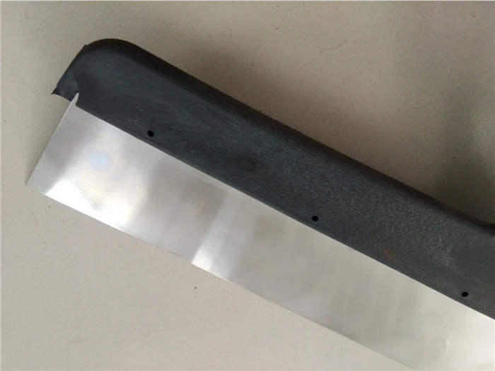 Quality forging Polishing Cleaning Scraper With black Plastic Handle