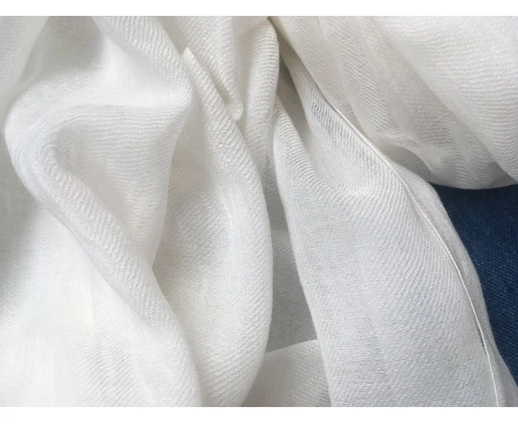 cashmere knitted scarf