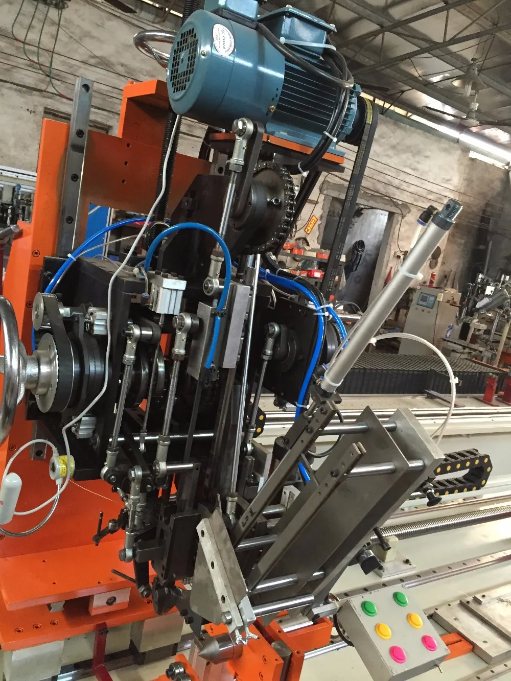 Automatic Cnc India Tufting Brush Making Industrial Strip Brush Making Machine Cylindrical