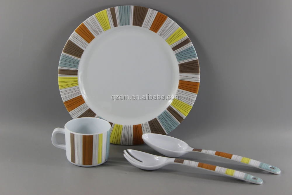 4 Piece Melamine Dinner Set With Salad Spoon And Fork