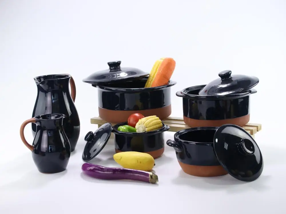 clay cooking set