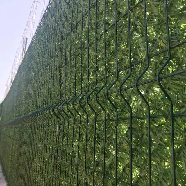 2018 ISO Certificate Galvanized And PVC Coated Backyard Metal V Pressed Welded Wire Mesh Fence.jpg