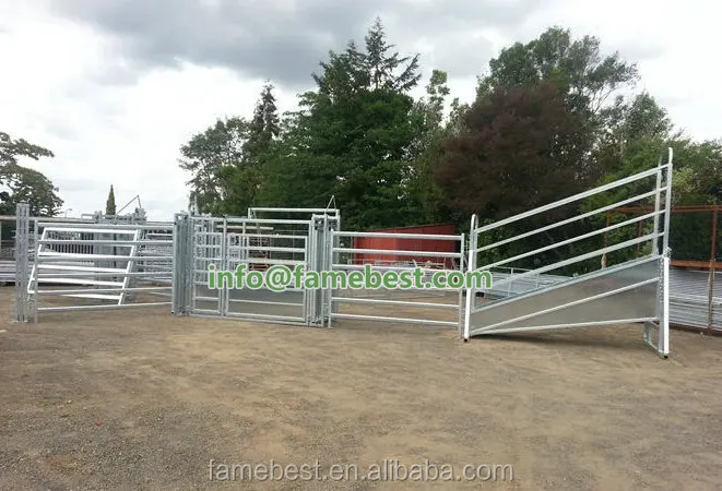 Round Bale Feeders Animals Hay Feeder For Cattle And Horse Bale