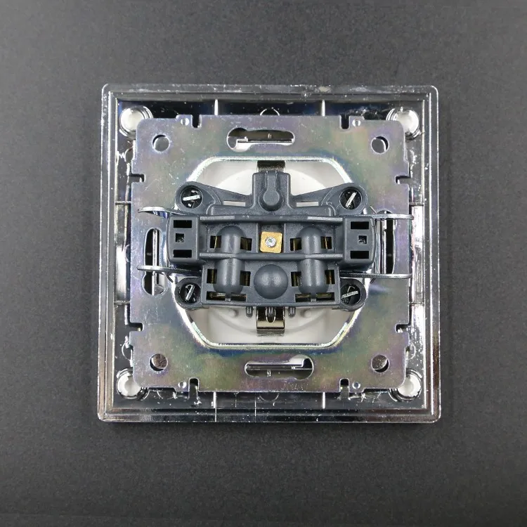 factory OEM hot sale 16a European electrical wall socket high quality