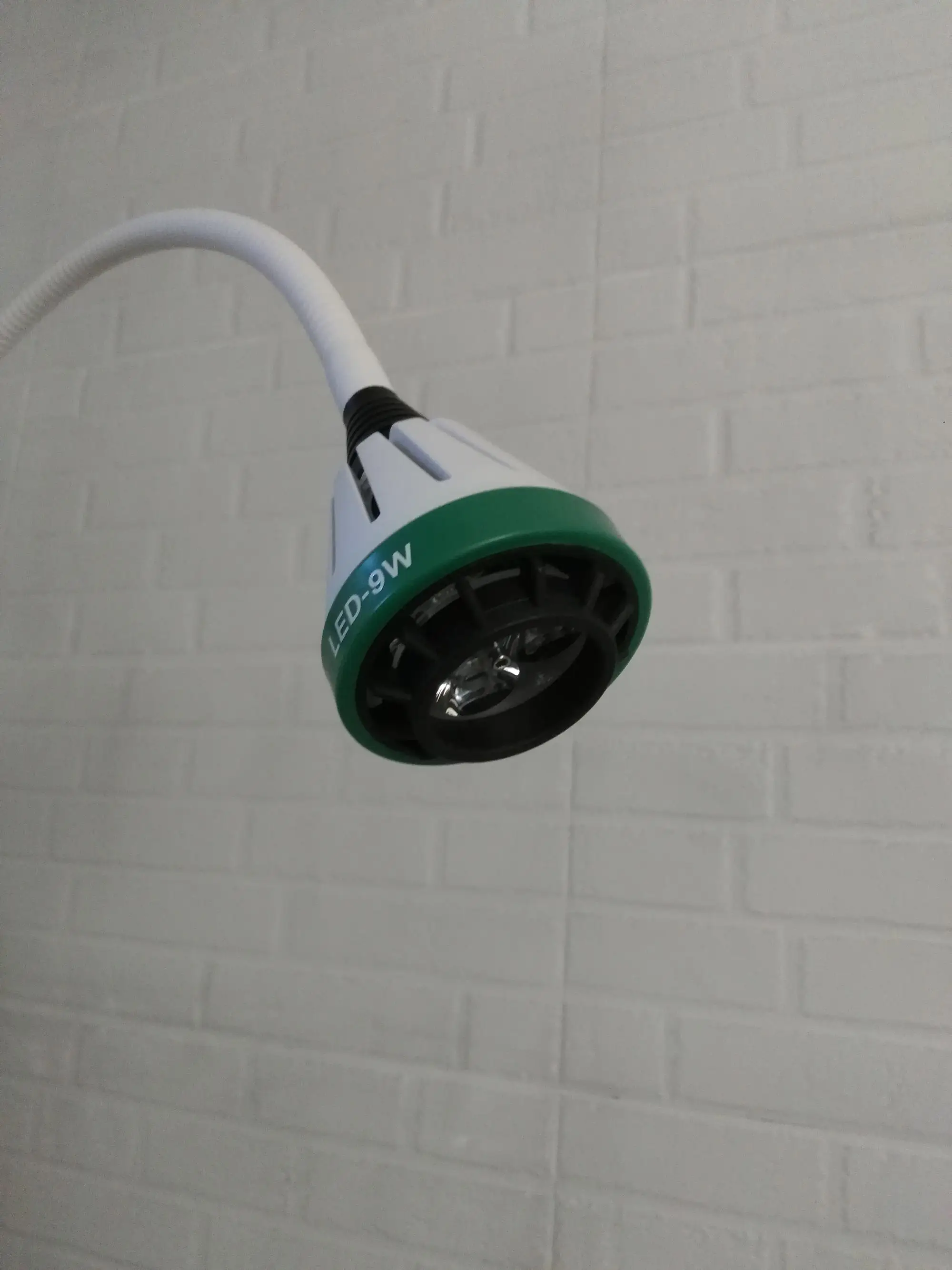 Mobile medical led examintaion lamp