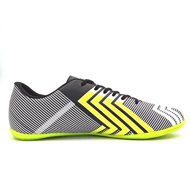lightweight soccer shoes