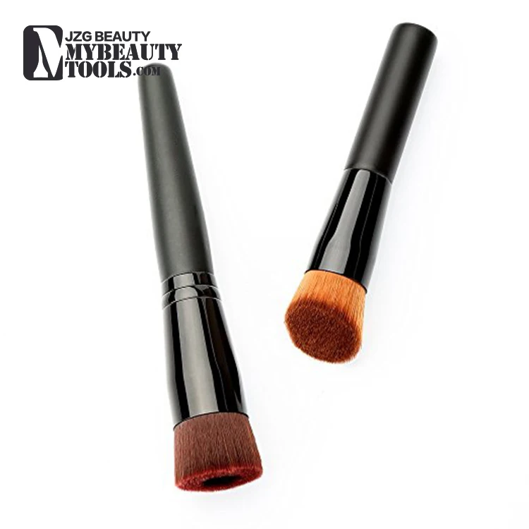 liquid foundation brush.jpg