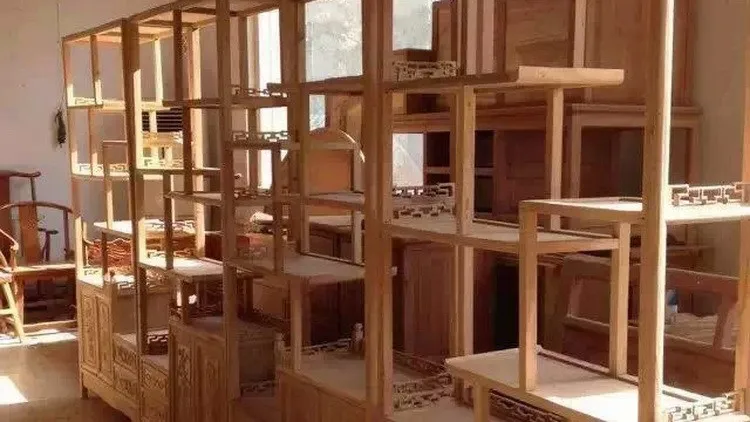 Making Wood Furniture