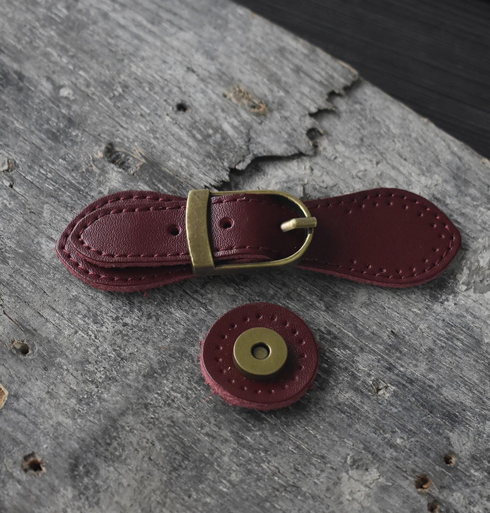 leather bag buckle