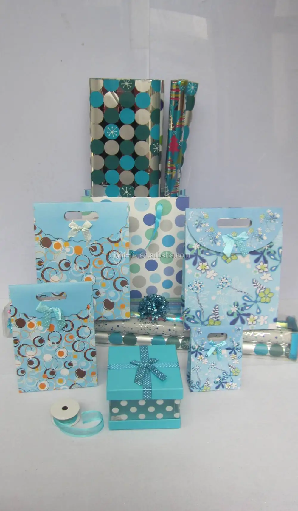 fancy gift wrapping