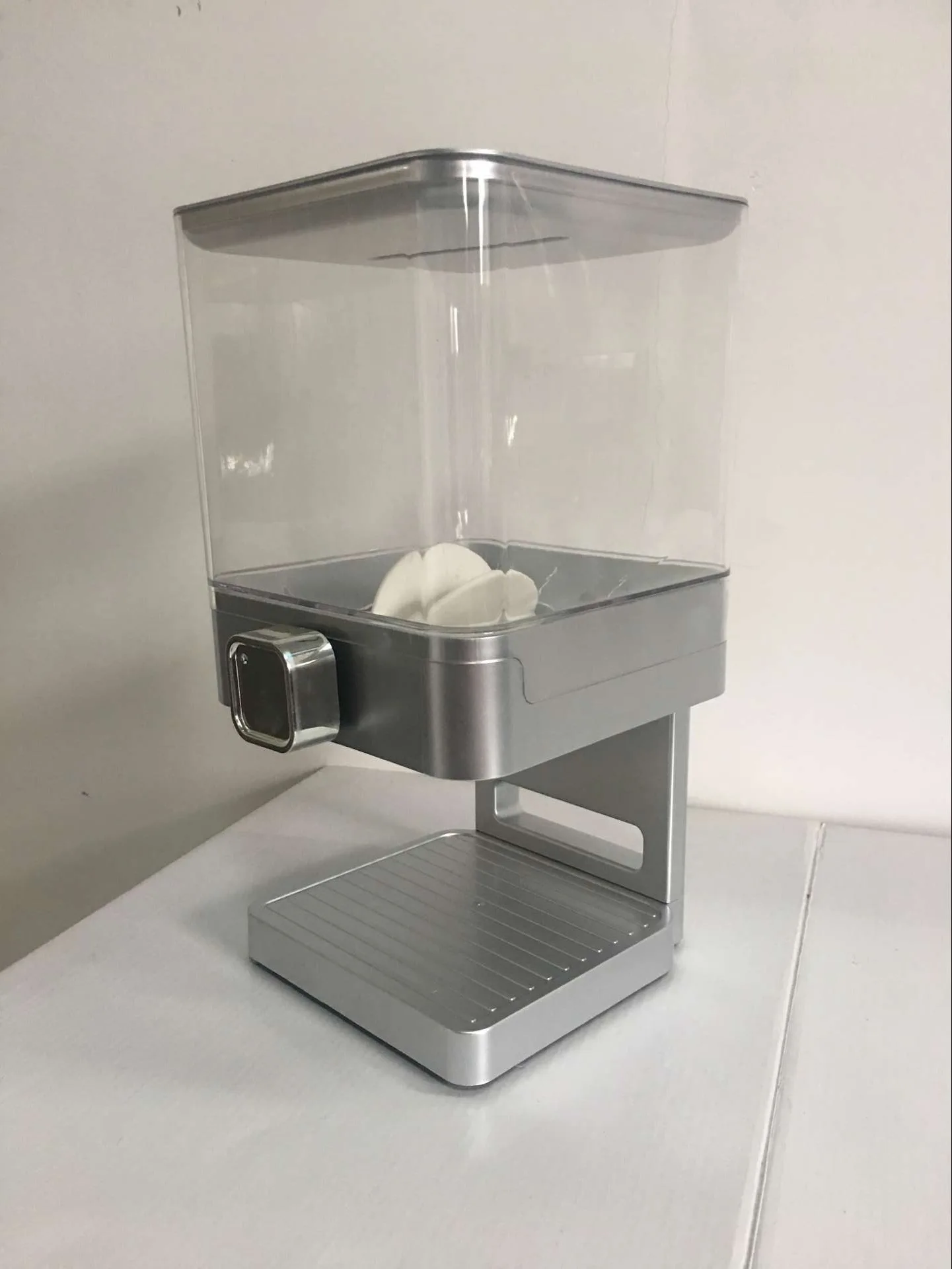 plastic single dry food dispenser