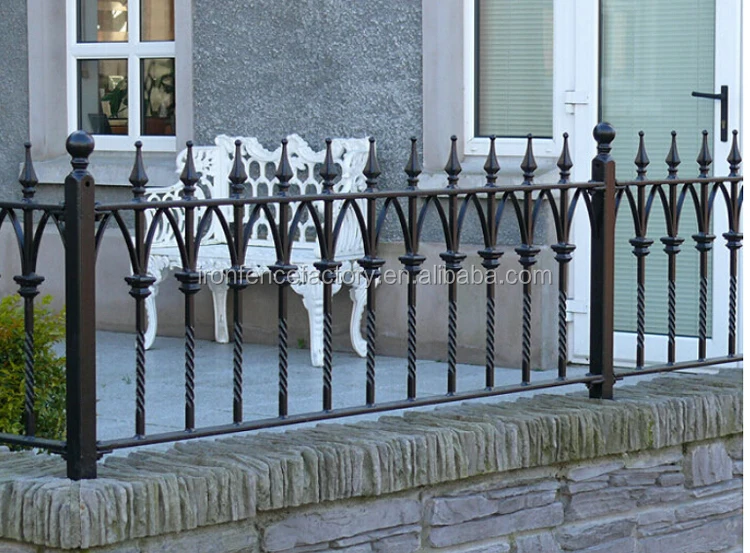 2016 New Latest Cheap Wrought Iron Fence Panels / Decorative Galvanized ...
