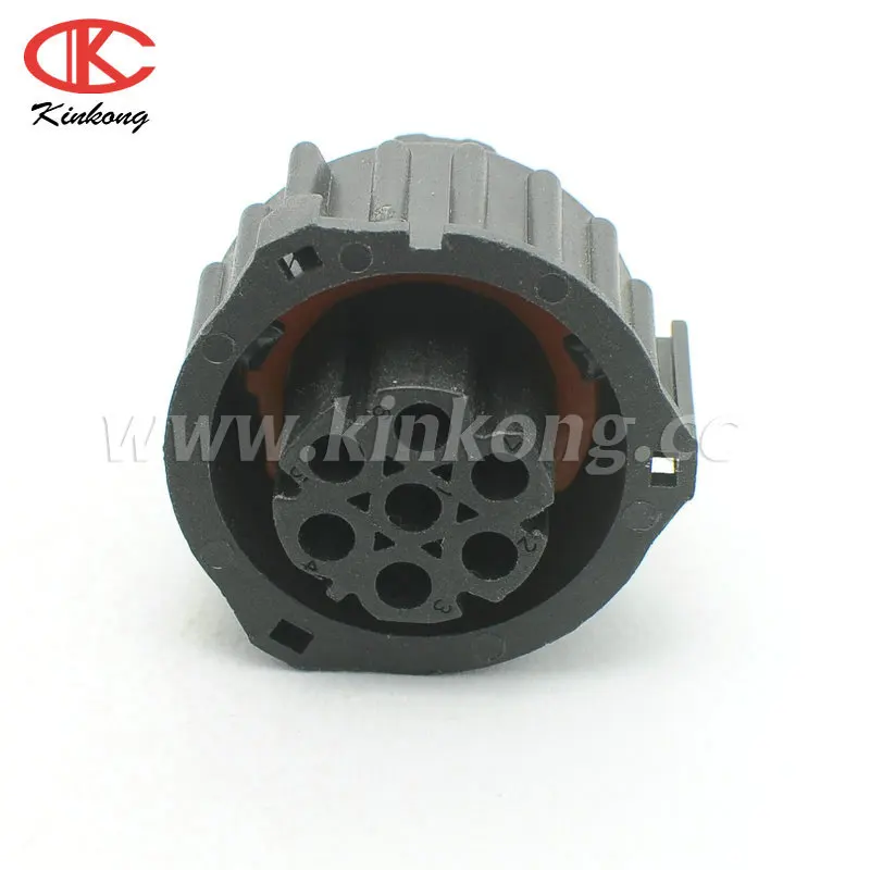 7 Pin Twist Lock Rear Tail Light Lamp Din Connector Plug Man Daf Volvo Iveco