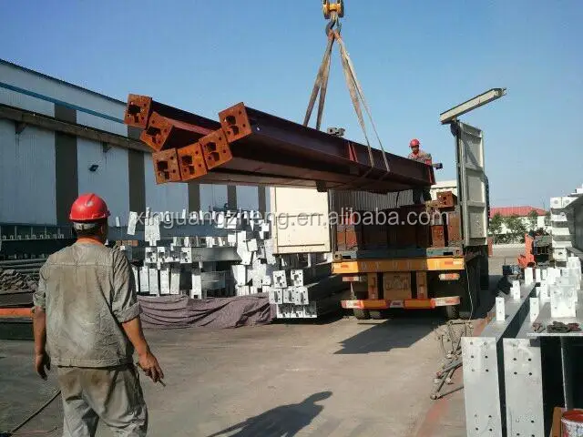 Prefabricated Steel Structure Workshop with Crane