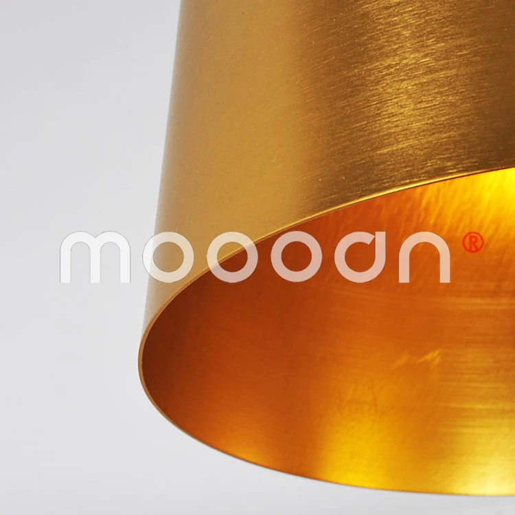 Modern Tom Home Decorative Small Luxury Gold Chrome Brushed Aluminum Metal Table Lamp for bedside