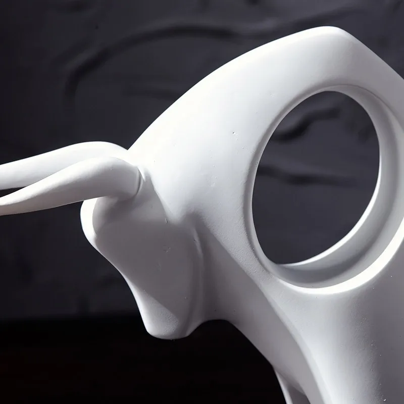 树脂马特白色艺术工艺抽象公牛雕像家居装饰