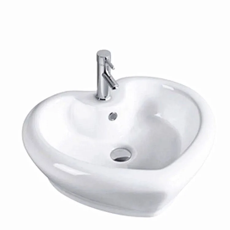 Western Style Thick Rimmed Heart Shaped White Glazed Cheap Bathroom