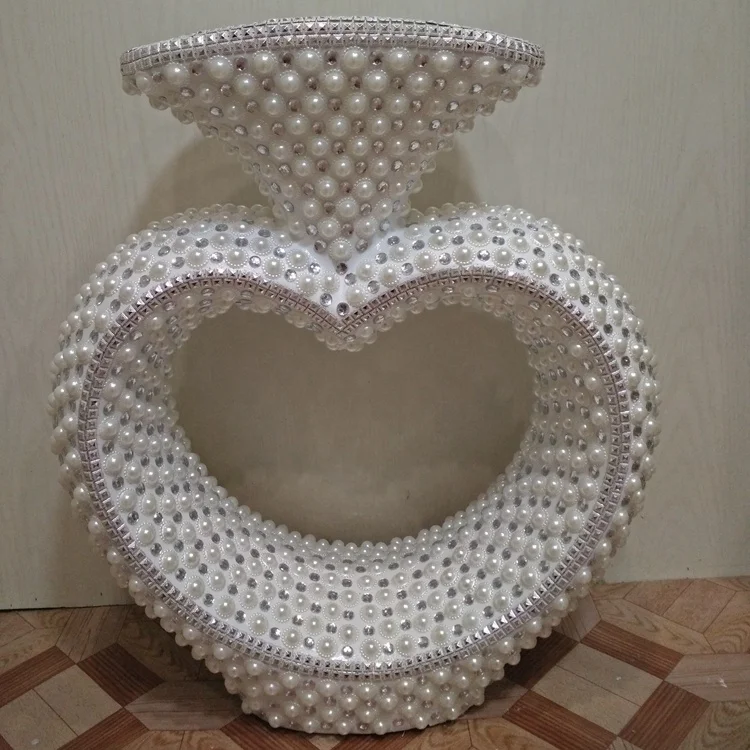 イベントレンタル 花をアレンジするためのハート型の手作り繊維の大きな中国の結婚式の装飾の床の花瓶 Buy 結婚式の床花瓶 床の花瓶 ウェディング繊維花瓶 Product On Alibaba Com