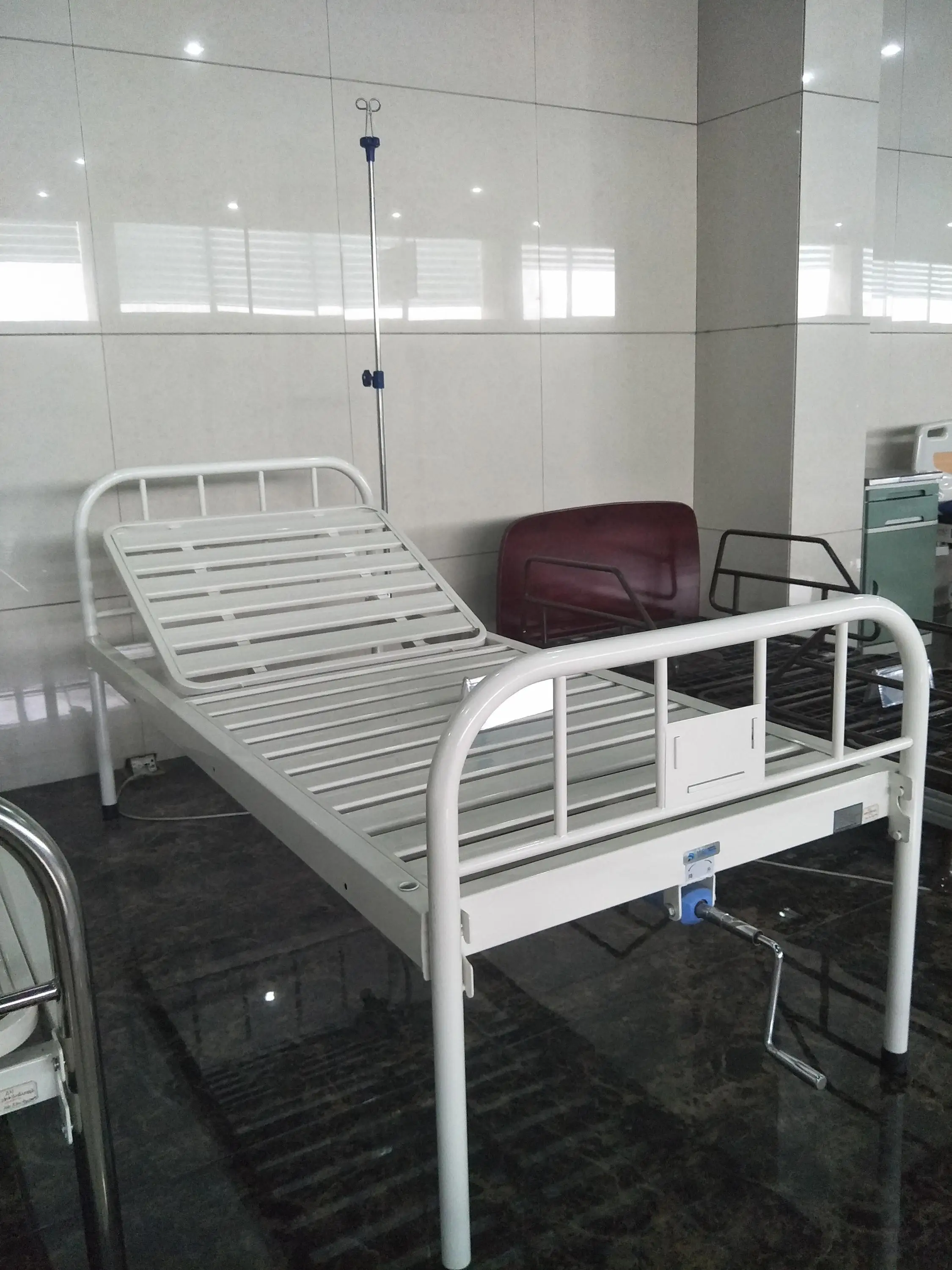 manual single crank hospital bed with best price