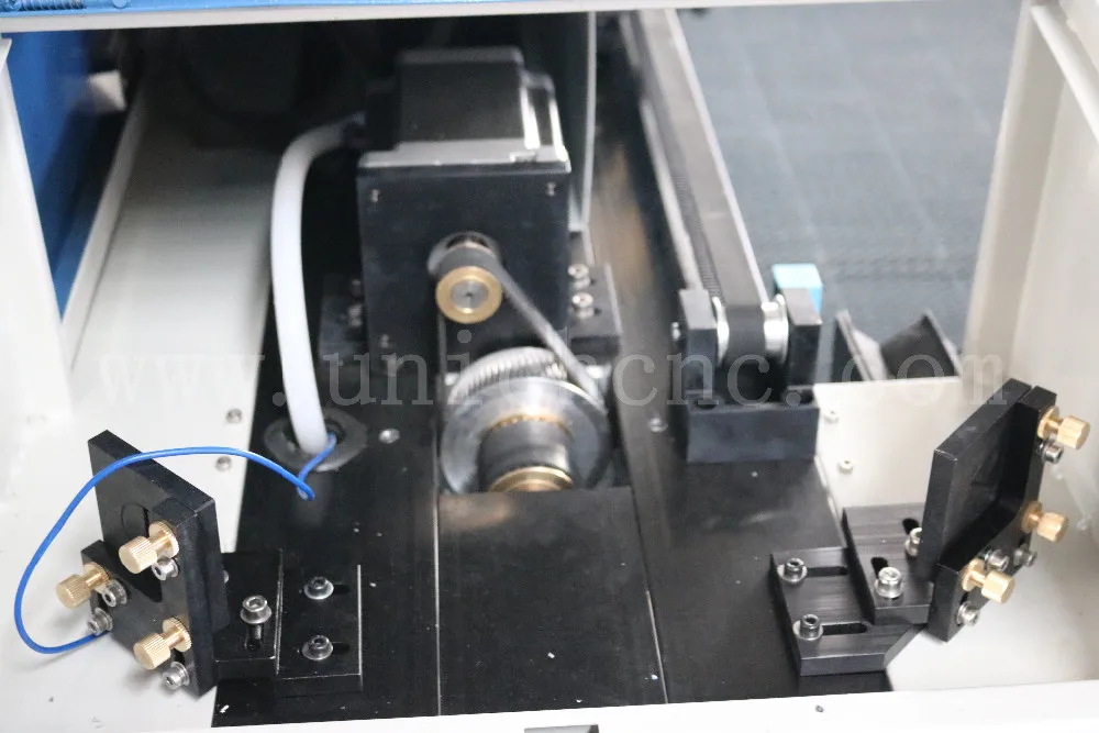 high precision CNC Laser Wood Cutting Machine Price 1325/co2 laser