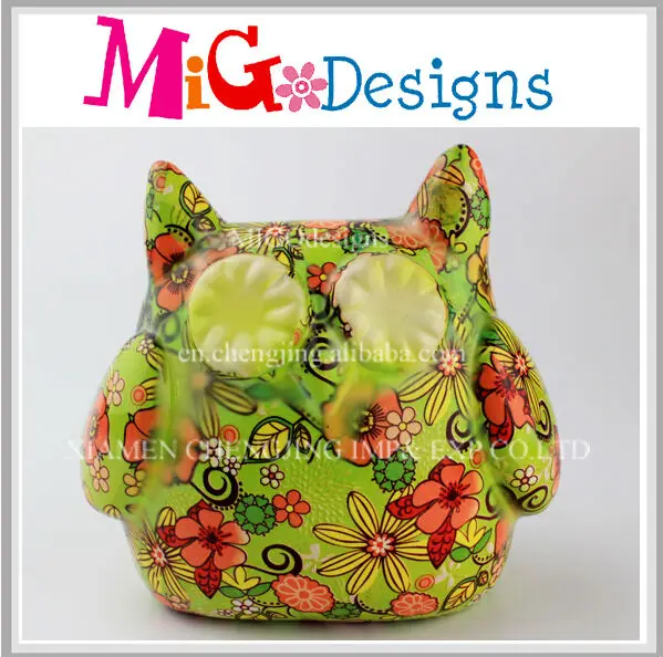 paintable piggy bank.jpg