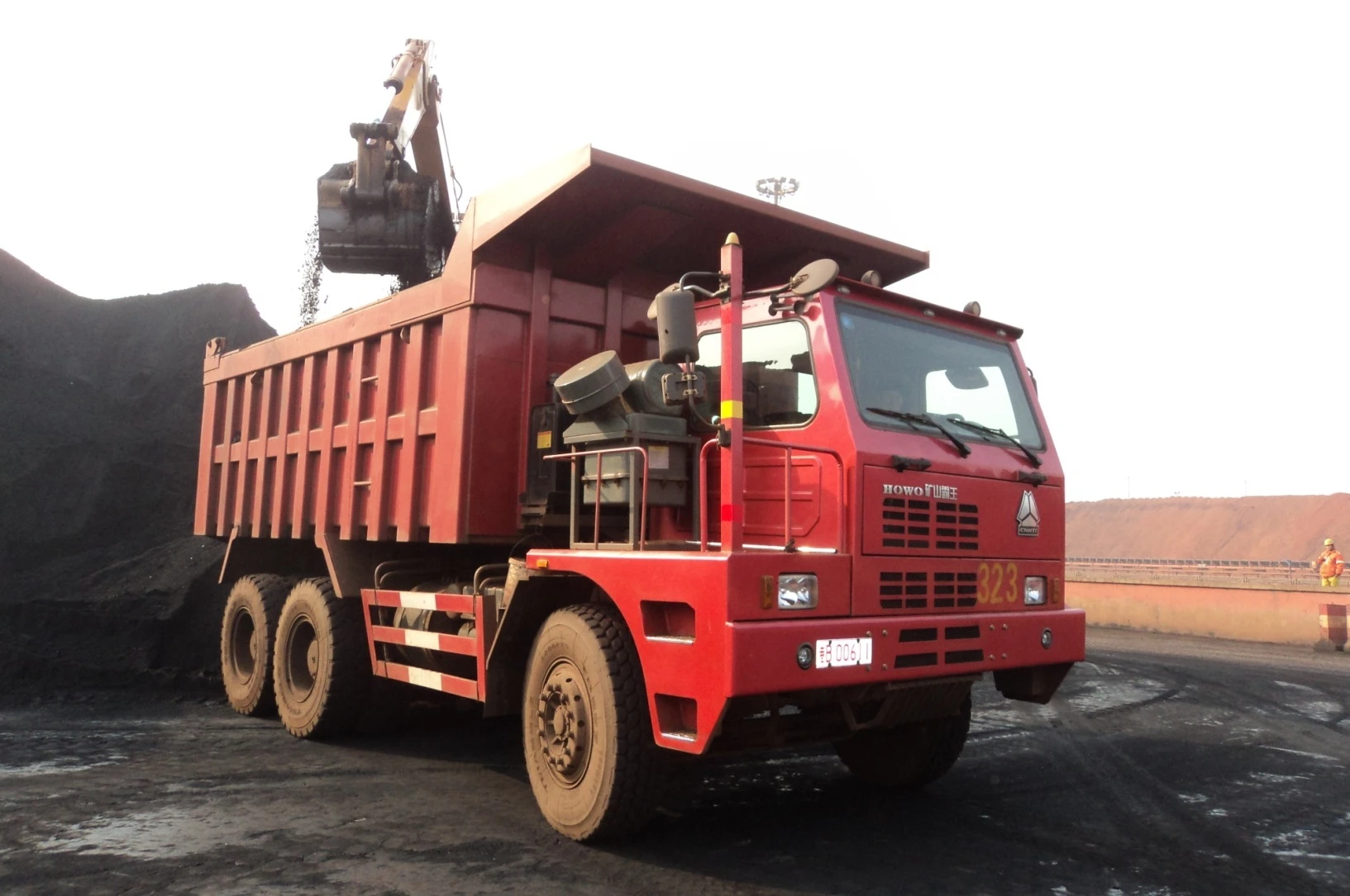 Sinotruk Howo Minier Roi Camion A Benne Basculante Avec Ralentisseur Hydraulique 440hp Euro 3 Buy Camion De Roi Minier Camion A Benne Basculante Howo Camion A Benne Basculante Miniere Product On Alibaba Com