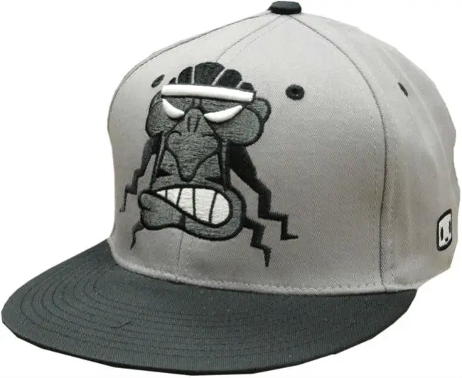 villagestreetwear_2192_105361294.jpg