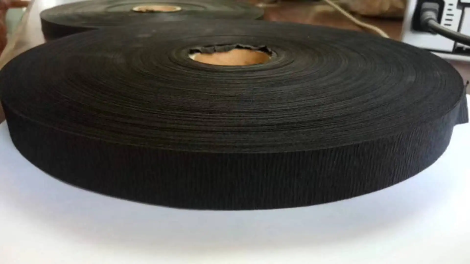 Black Kraft Semiductive Crepe Paper With Good Insulation Materials