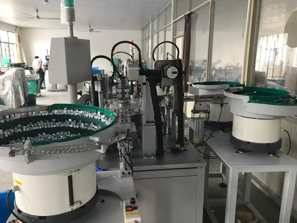 Sprayer nozzle assembly machine full automatic