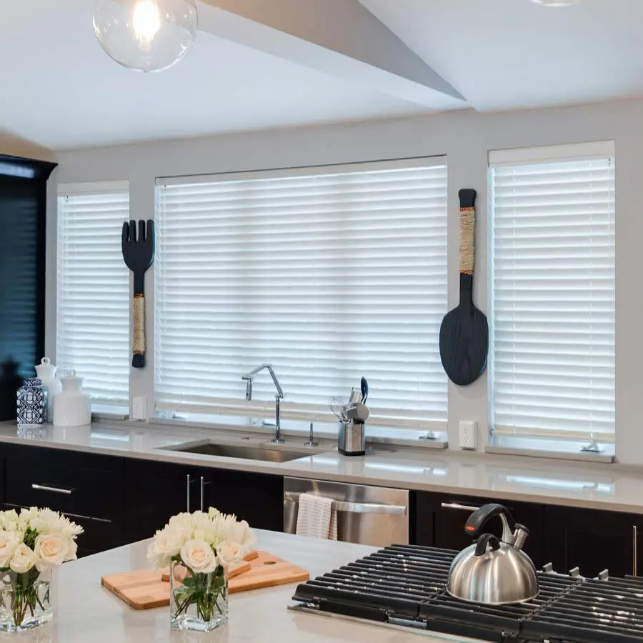 Aluminum Venetian Blinds With Tapes For Bedroom Control By Chain