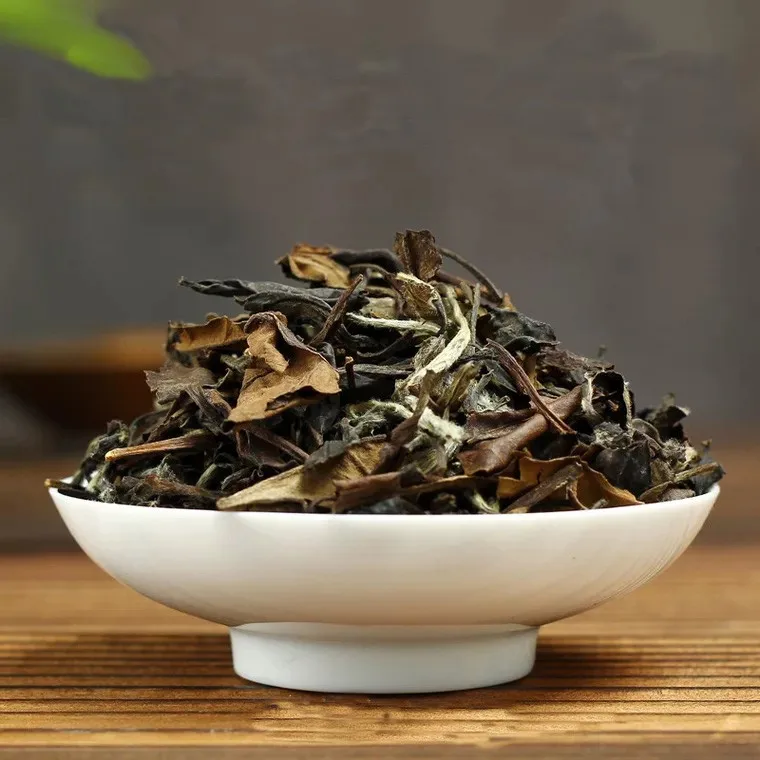 china organic white tea silver needle(baihaoyinzhe