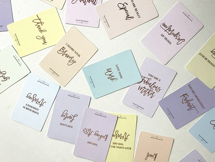 China suppliers custom foil color card with deck box (1).jpg