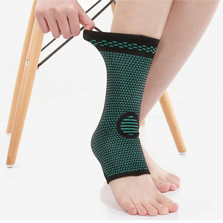 Ankle Brace Compression Support Sleeve for Injury Recovery Joint Pain Plantar Fasciitis Foot Socks with Arch Support