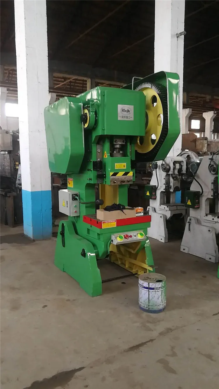 пресс кривошипный 63 тонны hungar sd 63. механическая 63. механическая 63. пресс кривошипный zt-200-1250.